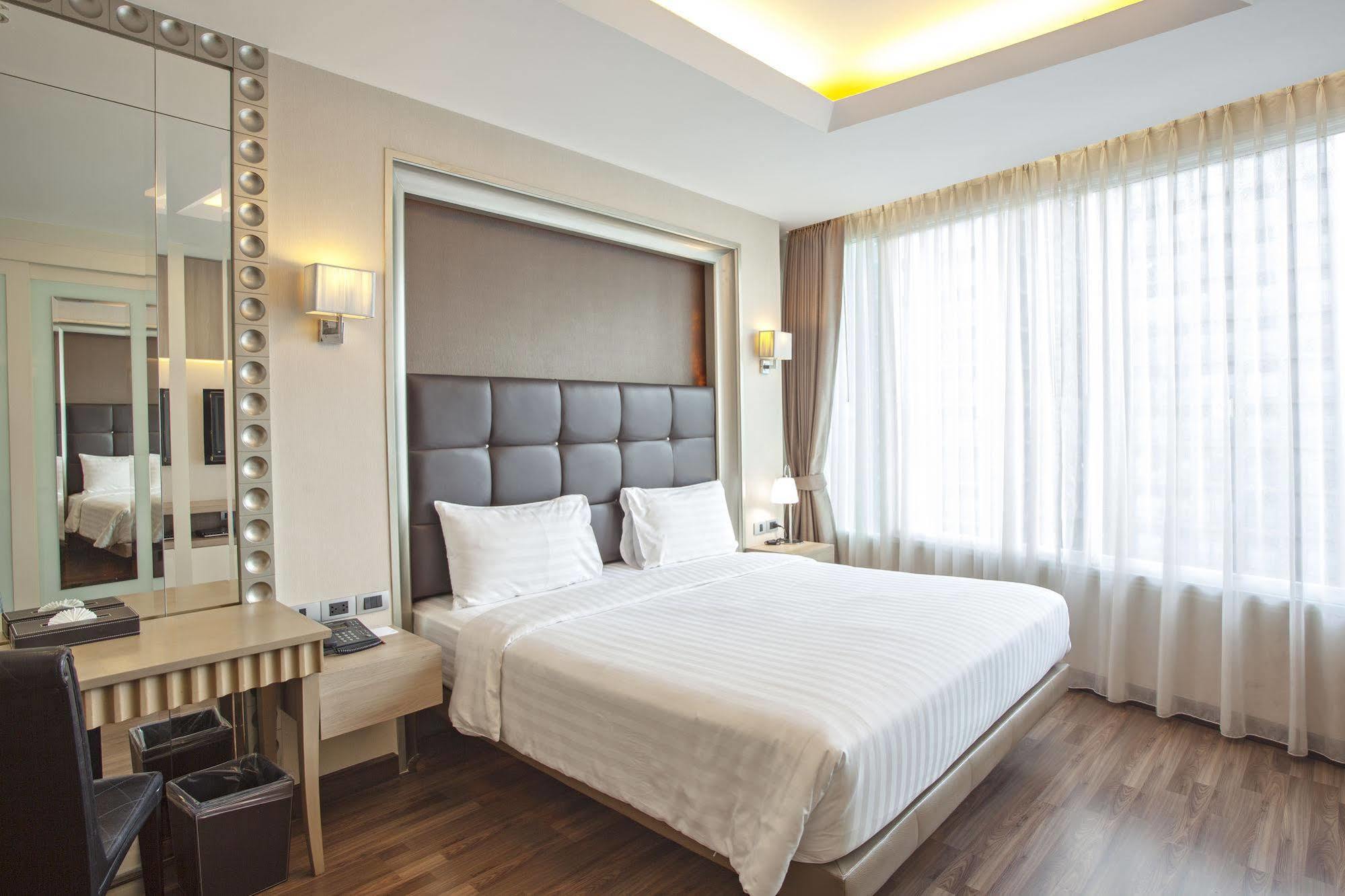 V Residence Bangkok Eksteriør bilde